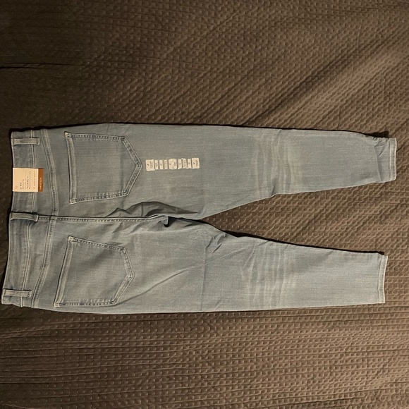 Denver Hayes Women's Cropped Jeans Size 10 - Picture 2 of 4